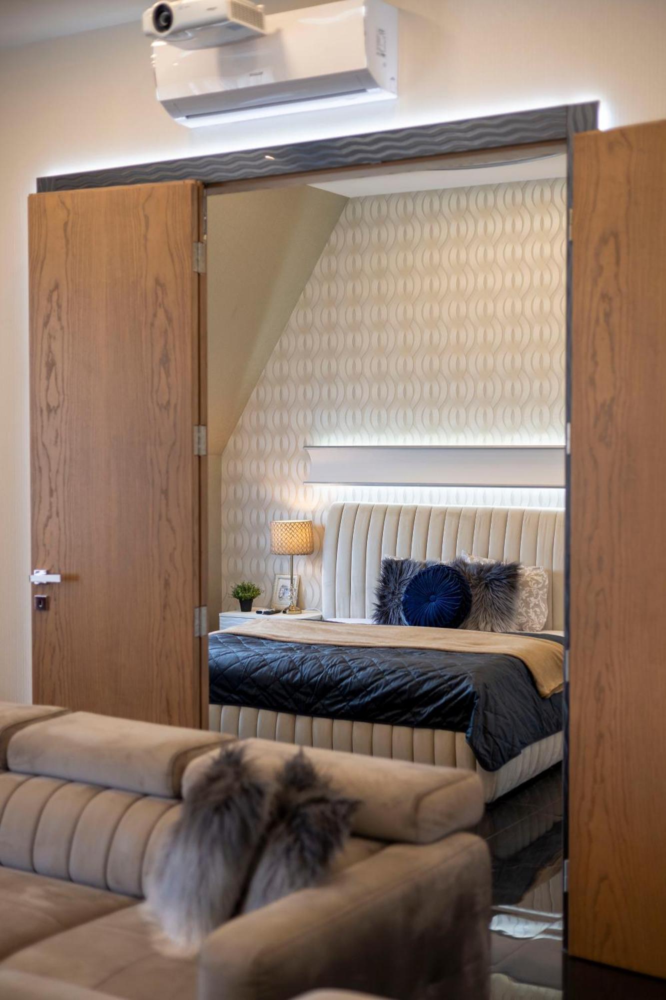 Apartment Luxury Royal By Prestige Homes