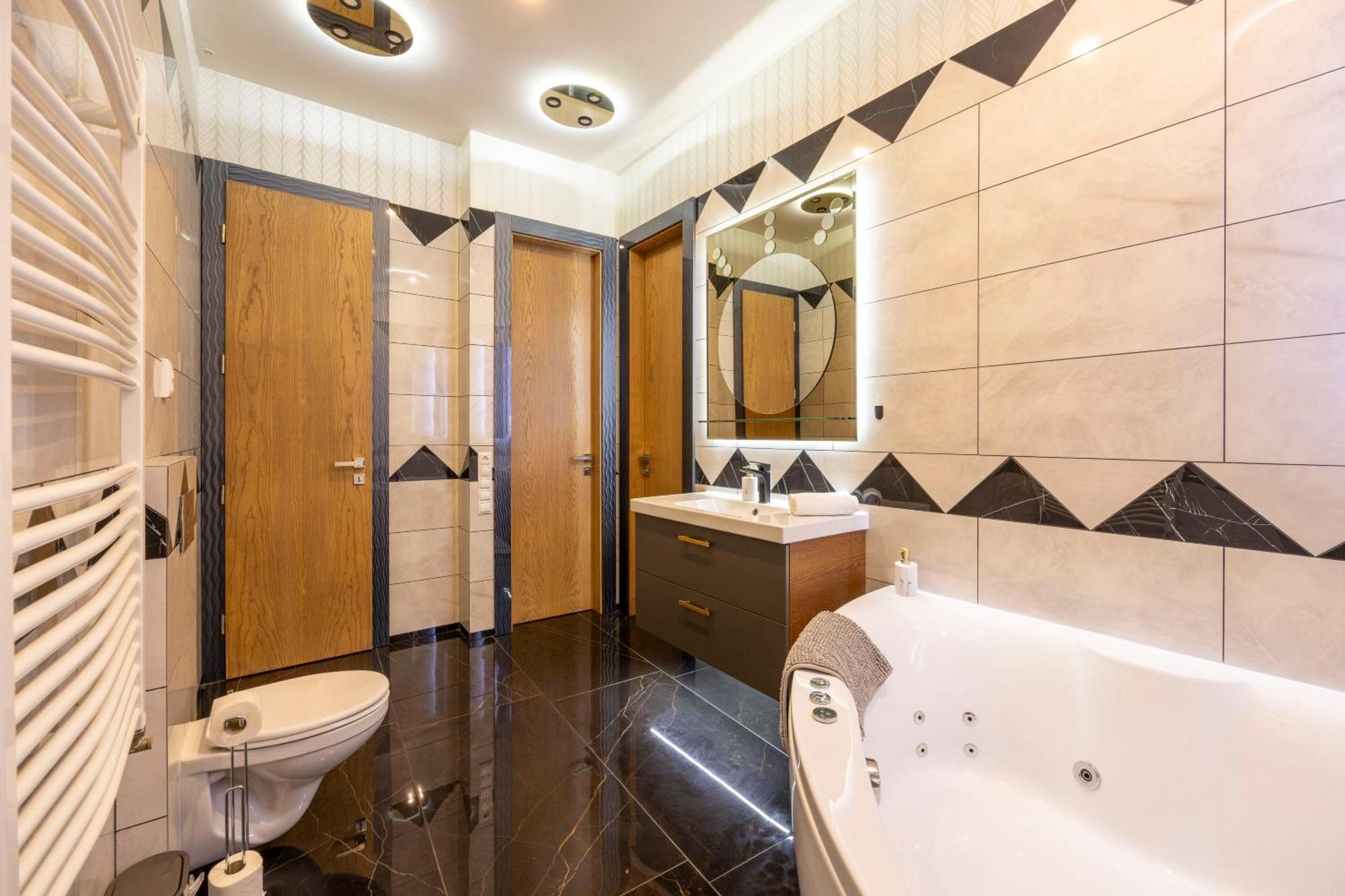 Apartment Luxury Royal By Prestige Homes *